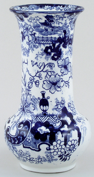 Vase c1900